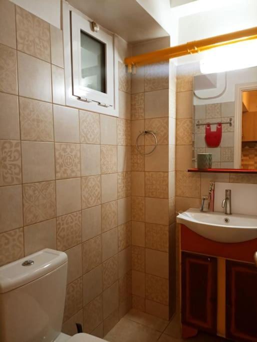 Romantic Apartment Ideal For Women! Atenas Exterior foto